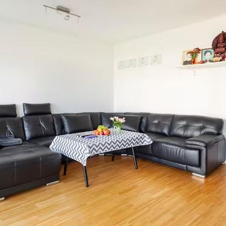 Privatzimmer Mit Balkon-Richtung Messe Hannover Luaran gambar