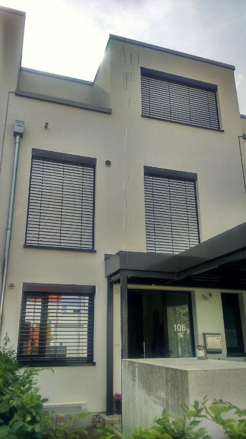 Privatzimmer Mit Balkon-Richtung Messe Hannover Luaran gambar