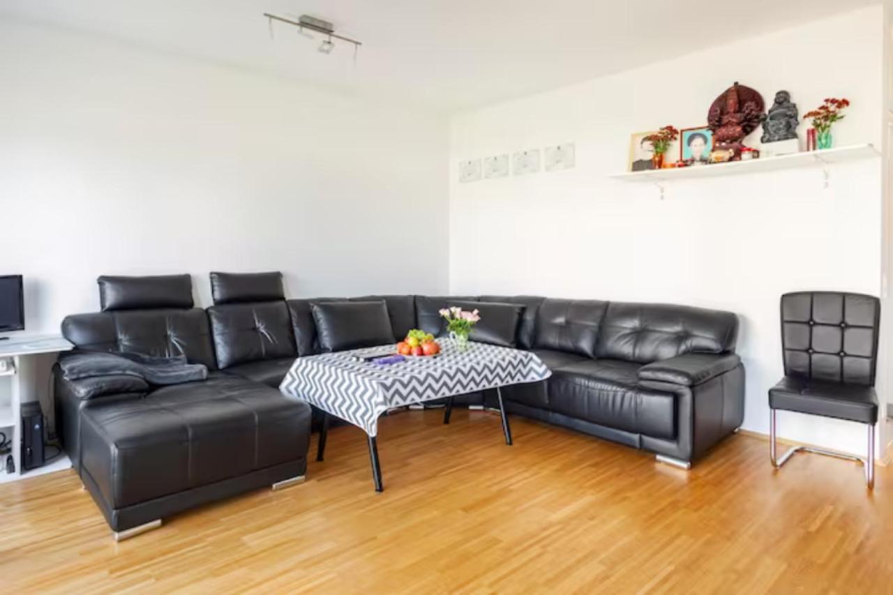 Privatzimmer Mit Balkon-Richtung Messe Hannover Luaran gambar